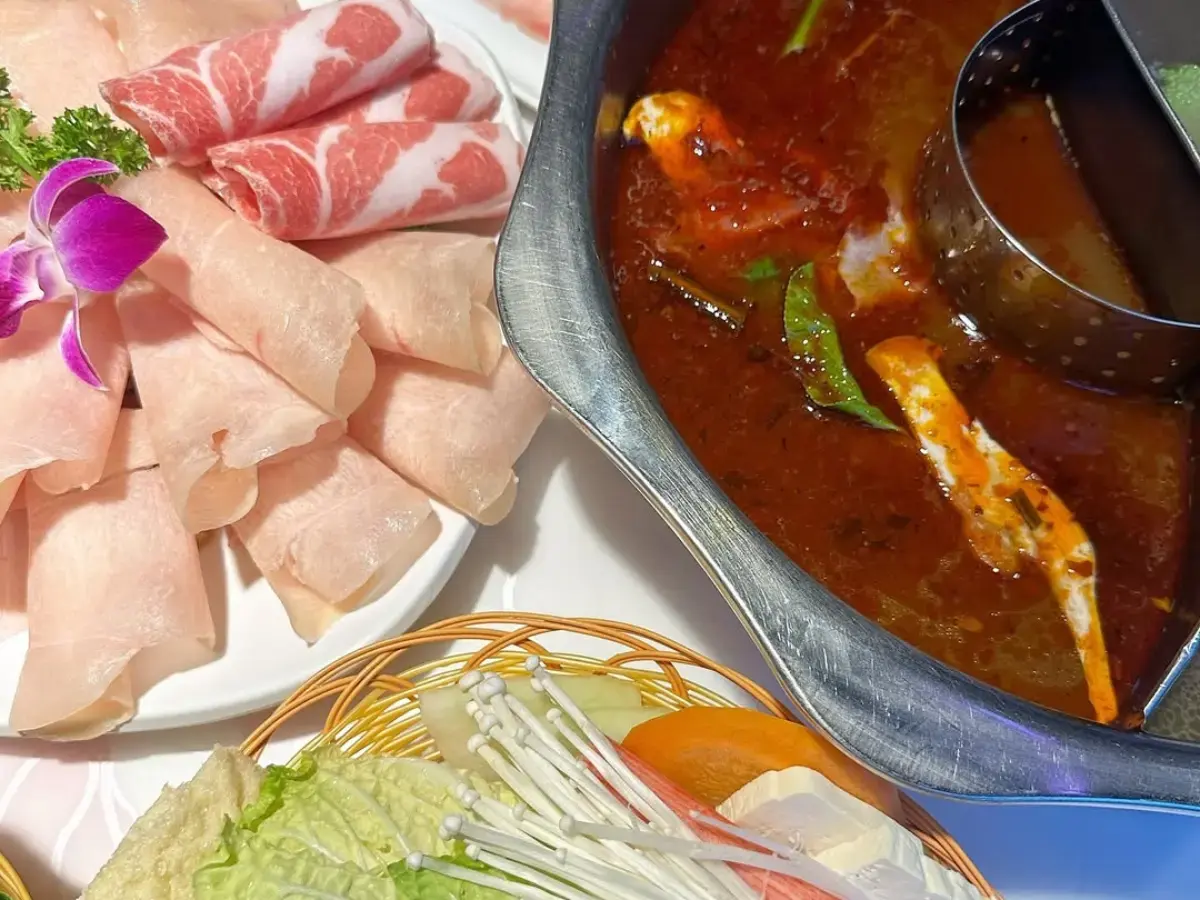 Shi Li Fang Hot Pot