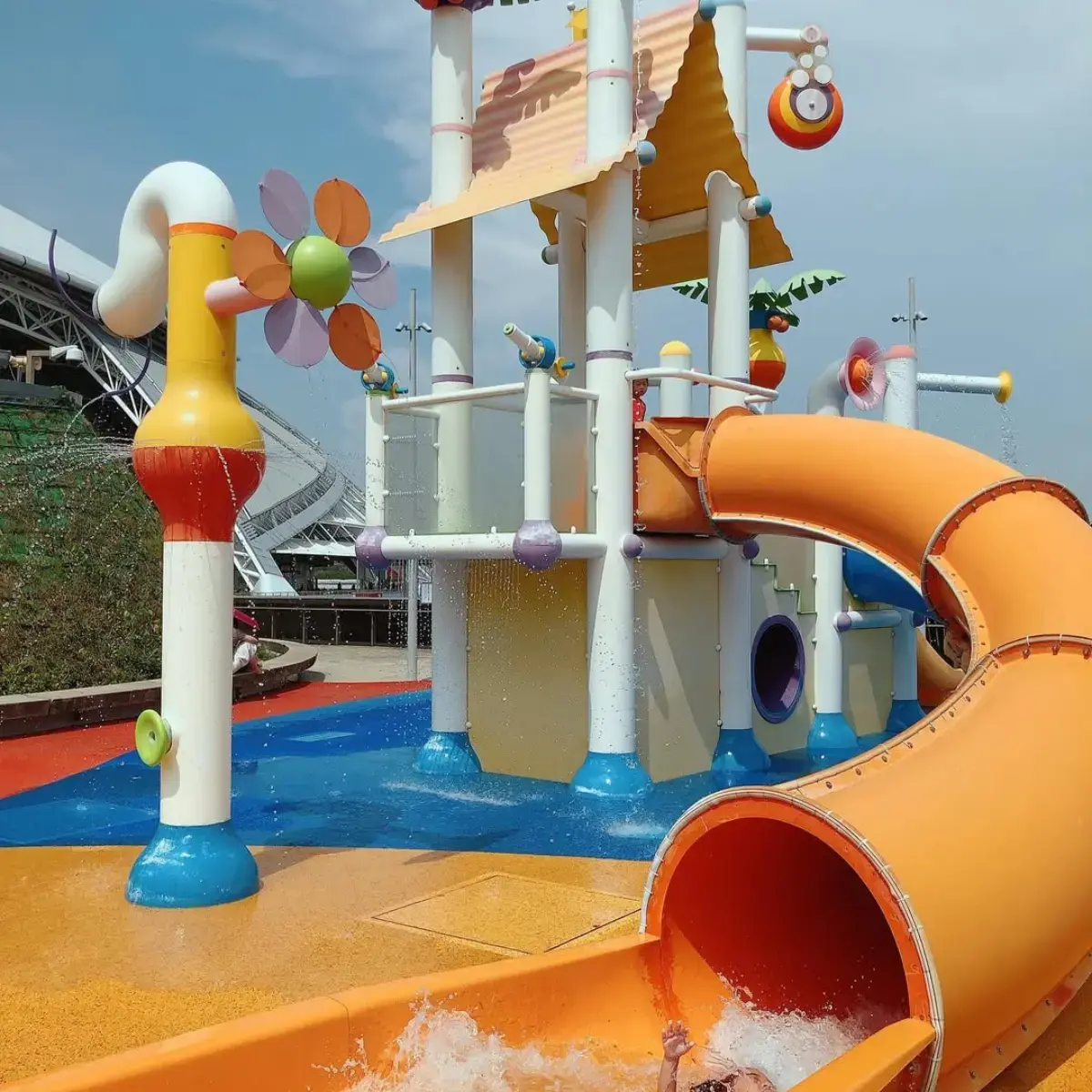 Splash-N-Surf
