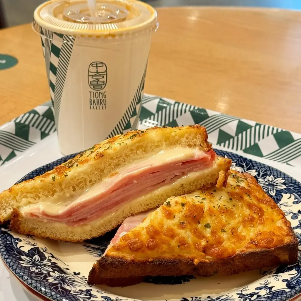 Tiong Bahru Bakery