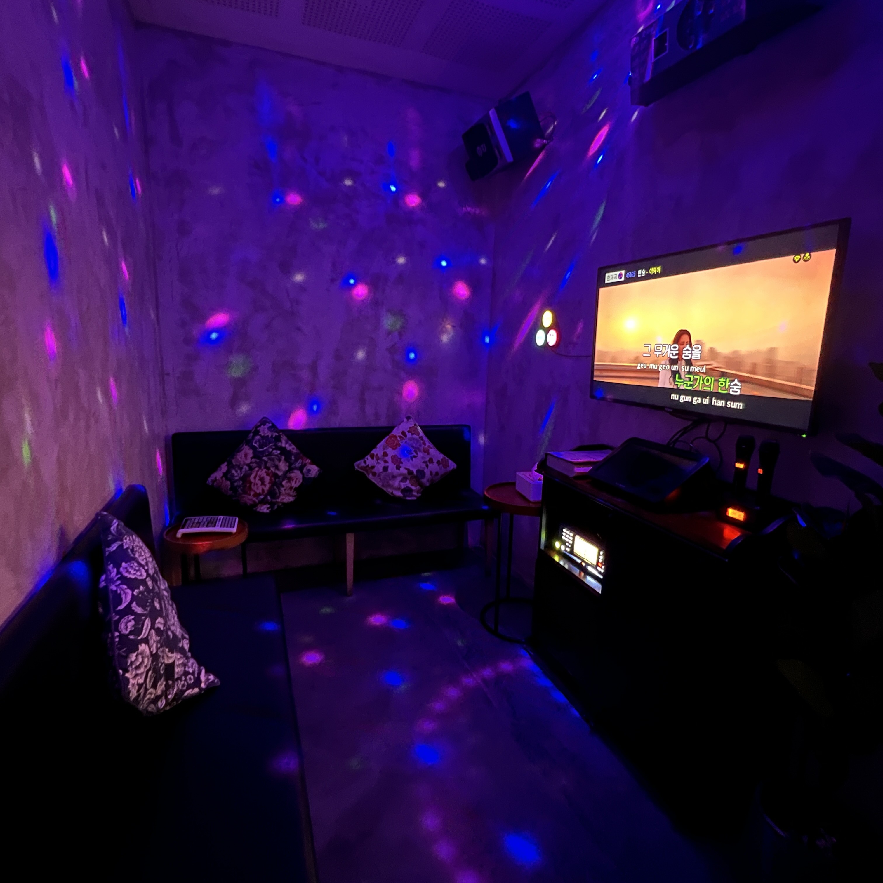 10 Best Karaoke In Singapore Sing Your Heart Out [2023]