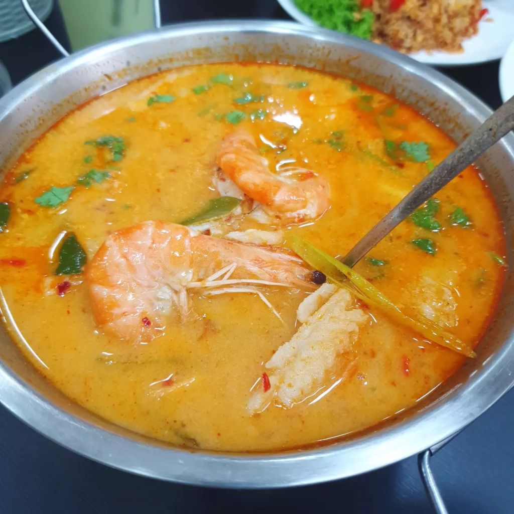 Moona Thai Kitchen - Seafood Tom Yum Soup