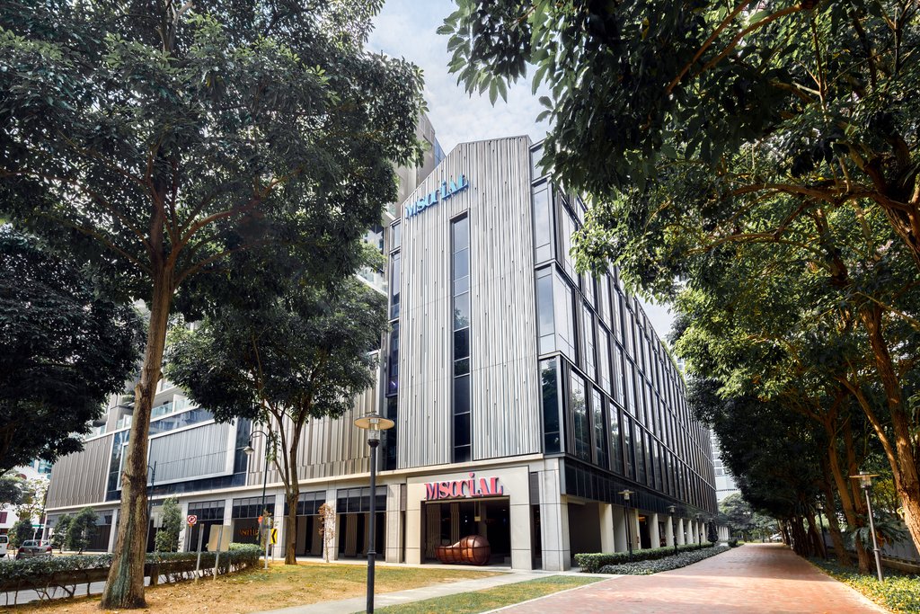 Loft-Style Hotel In Singapore | M Social
