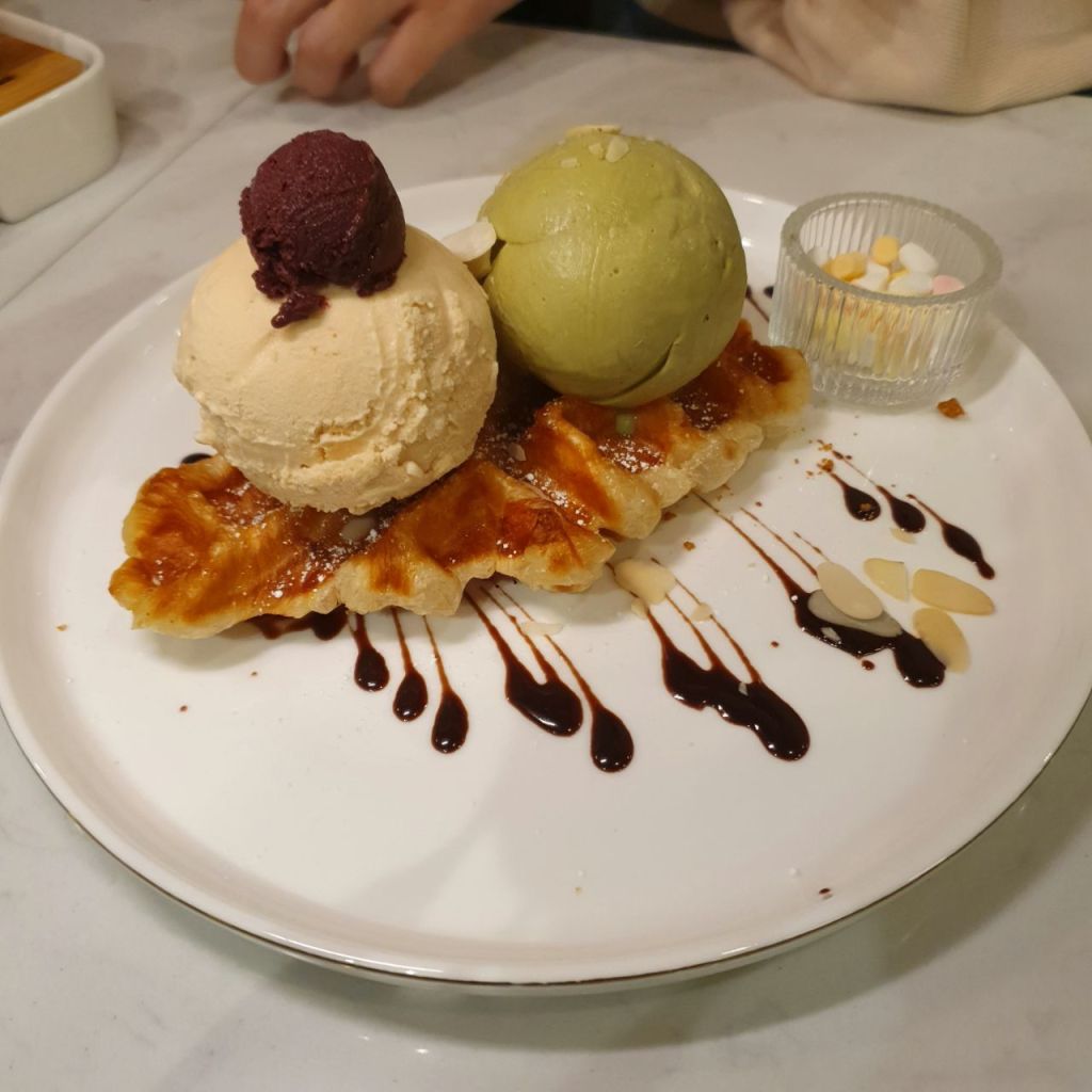 OverScoop Croffle and IceCream