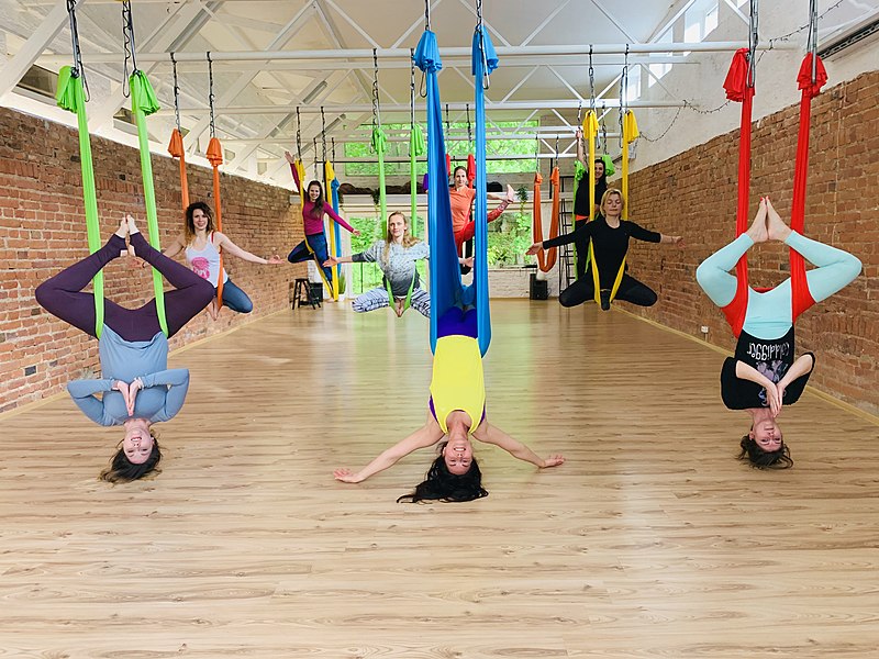 Aerial Yoga | Aerial yoga