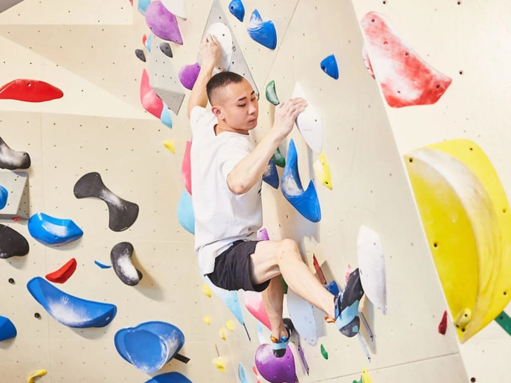 Best Rock Climbing & Bouldering Gym In Singapore | Boruda Climbing