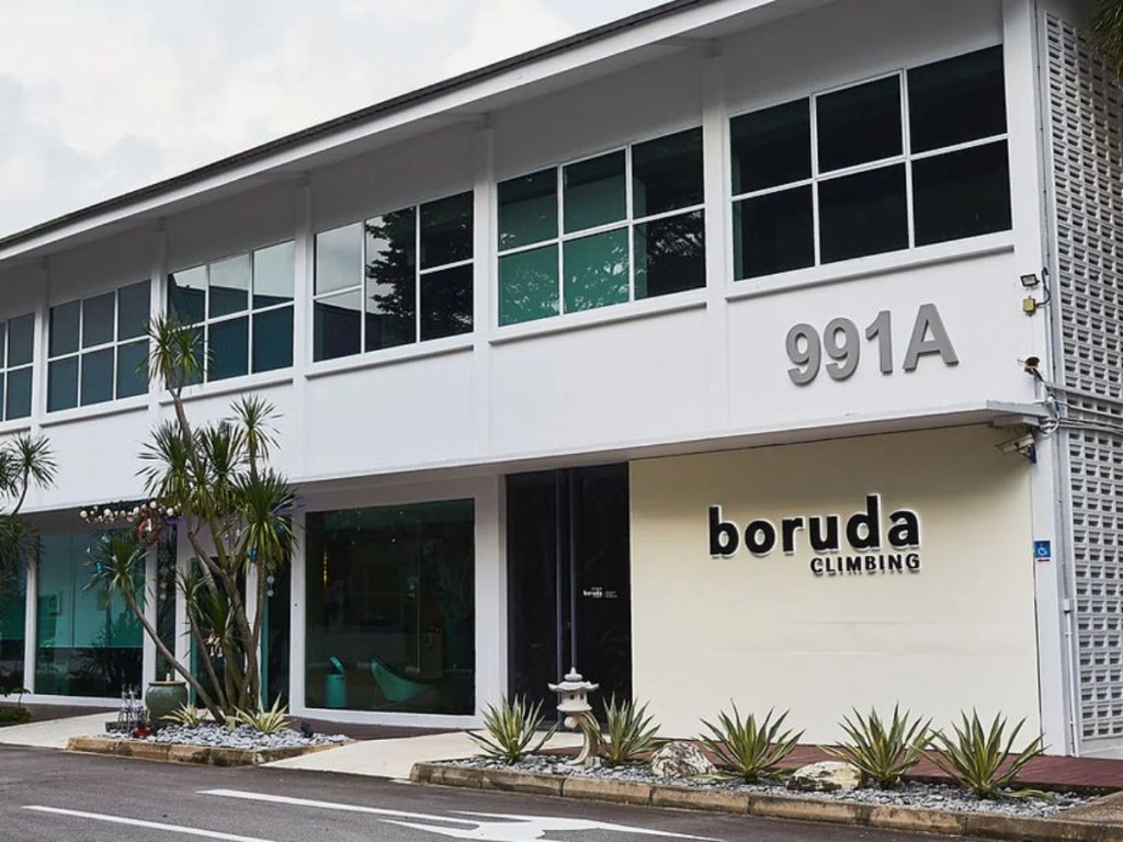 Best Rock Climbing & Bouldering Gym In Singapore | Boruda Climbing Exterior