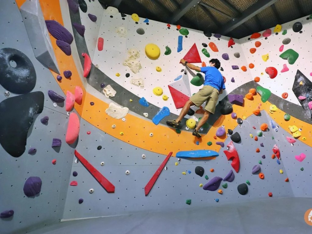 Best Rock Climbing & Bouldering Gym In Singapore | Climb Central Bouldering