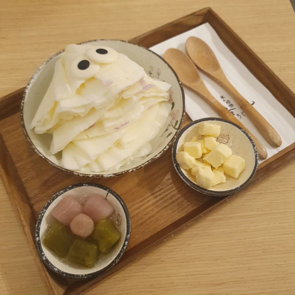 Roji Monster Ice Cream Milk Ice Cream with Ice Cheese Cubes and Taro Matcha Balls