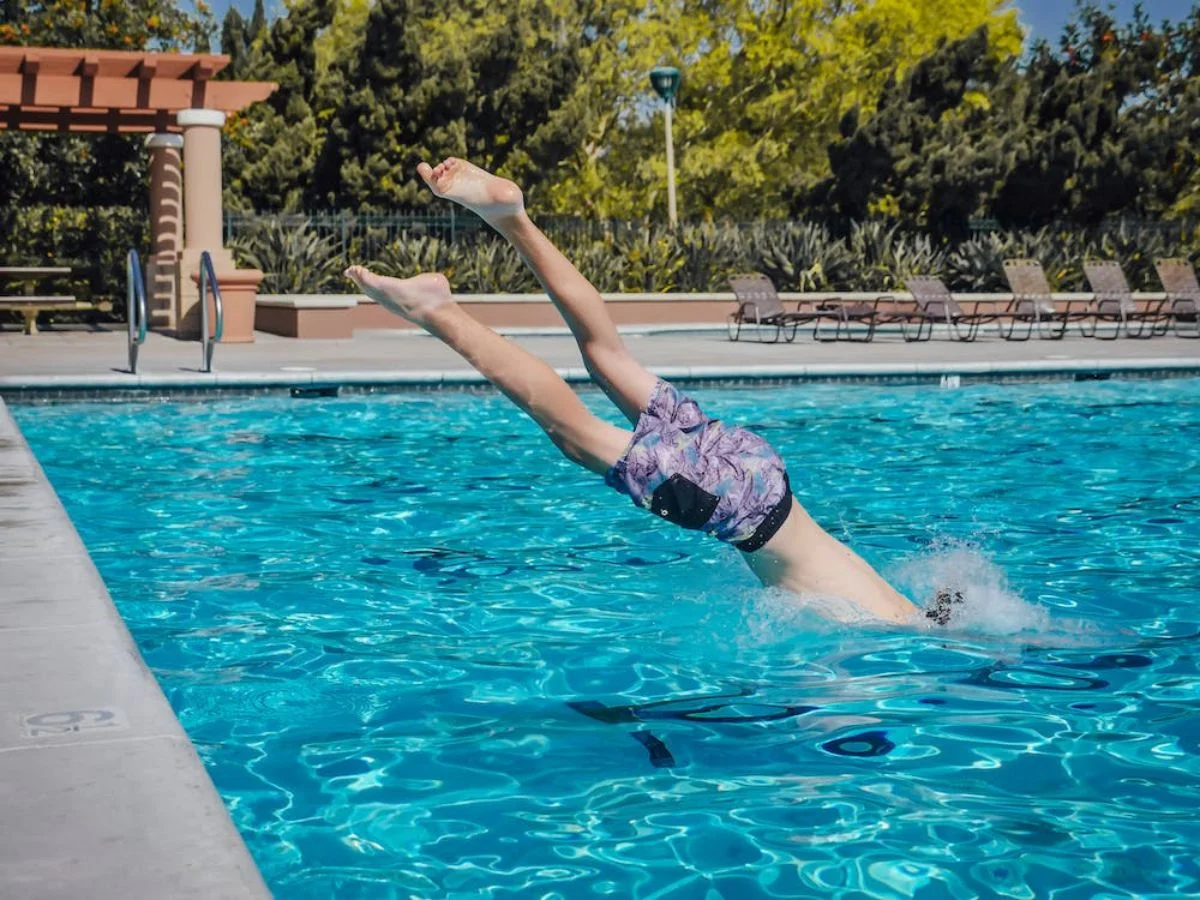 Best Things To Do During Your Chalet Stay In Singapore | Swimming