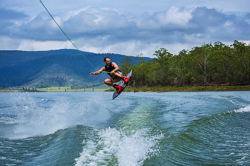 Wakeboarding Singapore | Wakeboarding