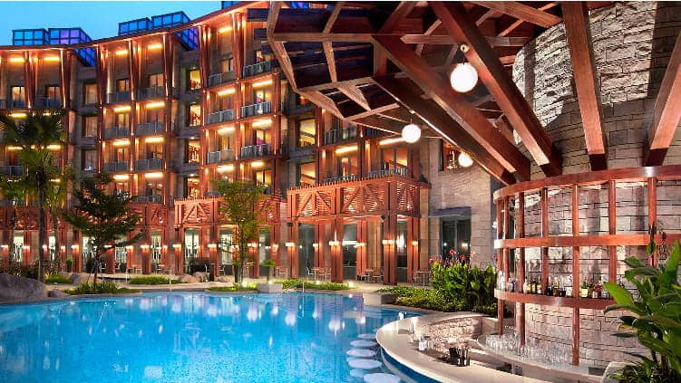 Best Hotel Swimming Pools In Singapore | Hard Rock Hotel Pool Bar