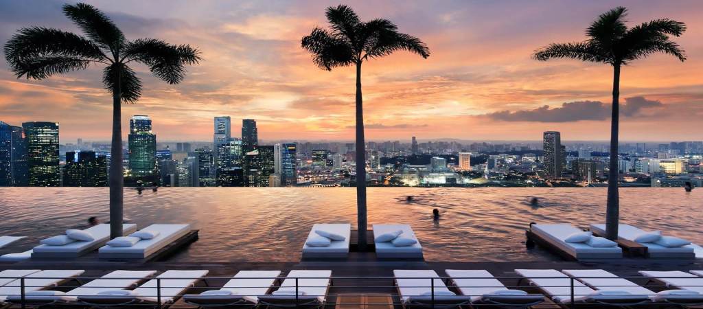 Best Hotel Swimming Pools In Singapore | Marina Bay Sands Infinity Pool