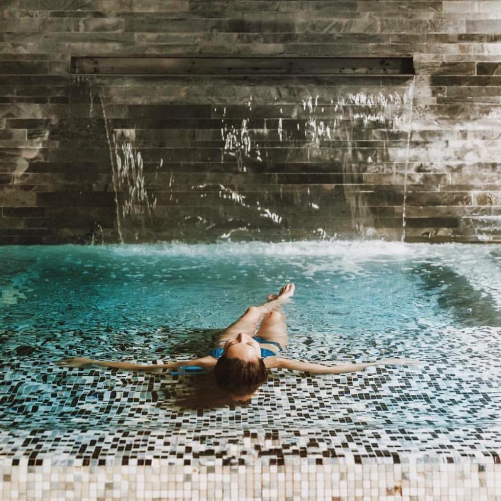 Best Hotel Swimming Pools In Singapore | One Farrer Hotel Onsen Gardens