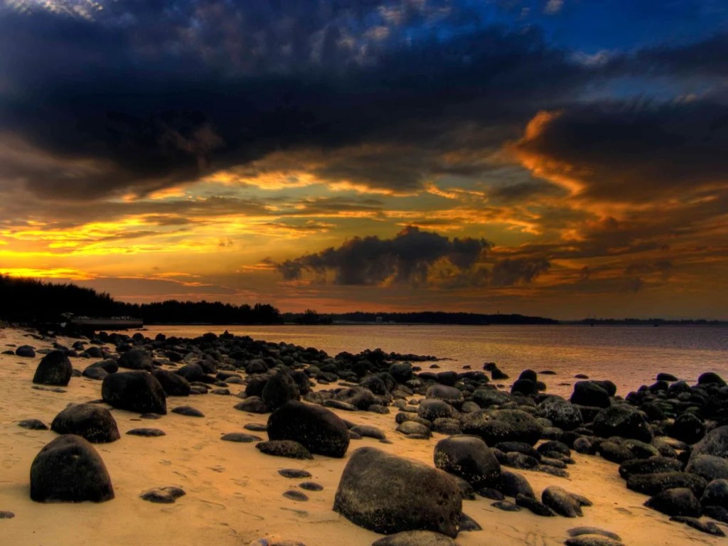 Best Hidden Beaches In Singapore | Punggol Beach