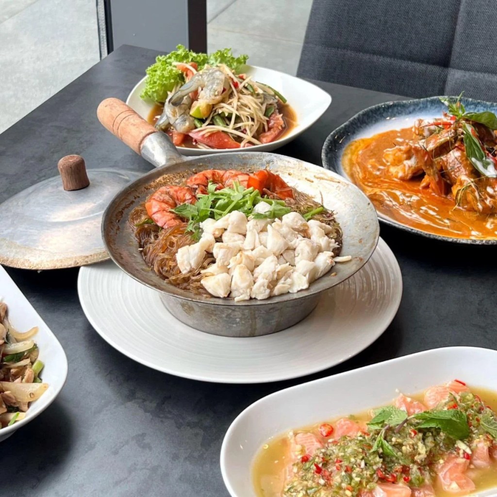 Best Thai Food Places In Singapore | Khao Hom by Rung Mama