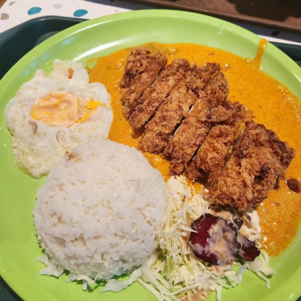 Best Food Places in Jurong East | Abang Curry
