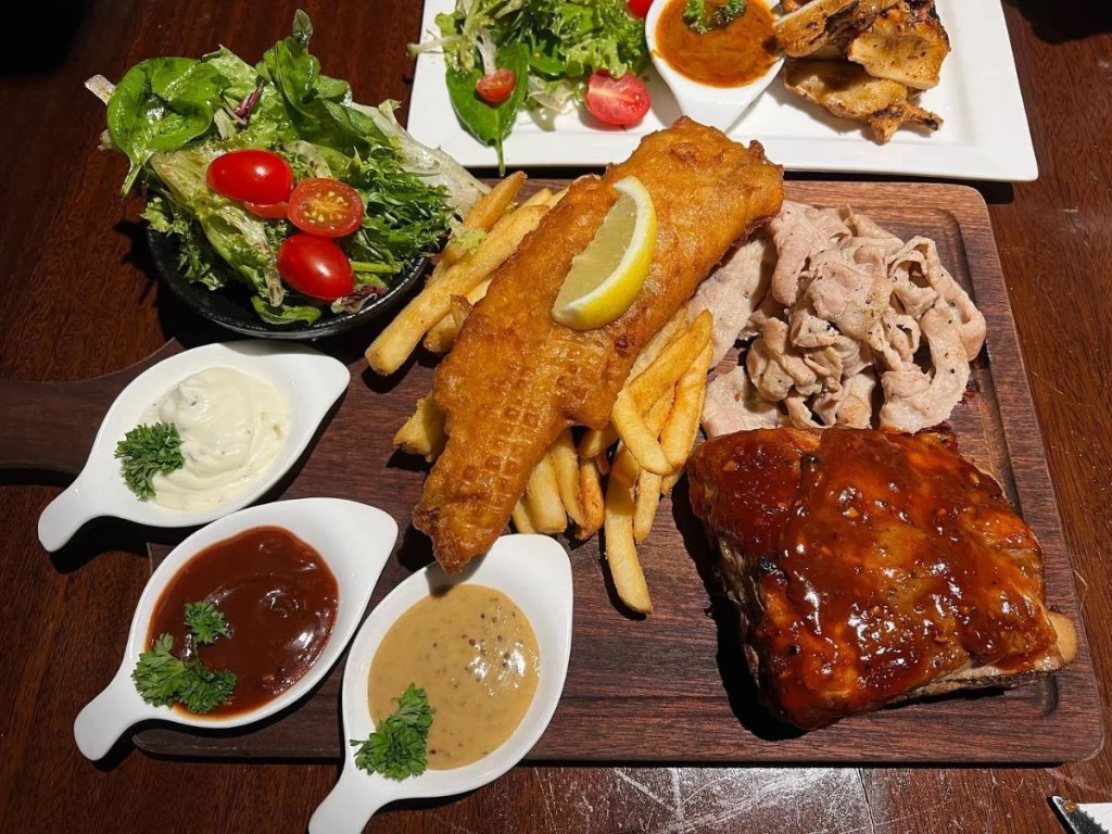 Best Food Places in Jurong East | Fountain Microbrewery & Restaurant