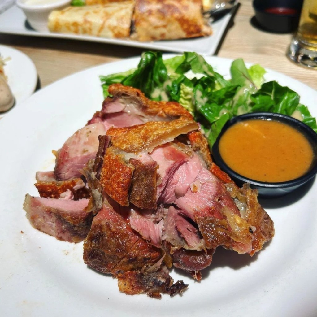 Best Food Places In VivoCity | Marché Mövenpick