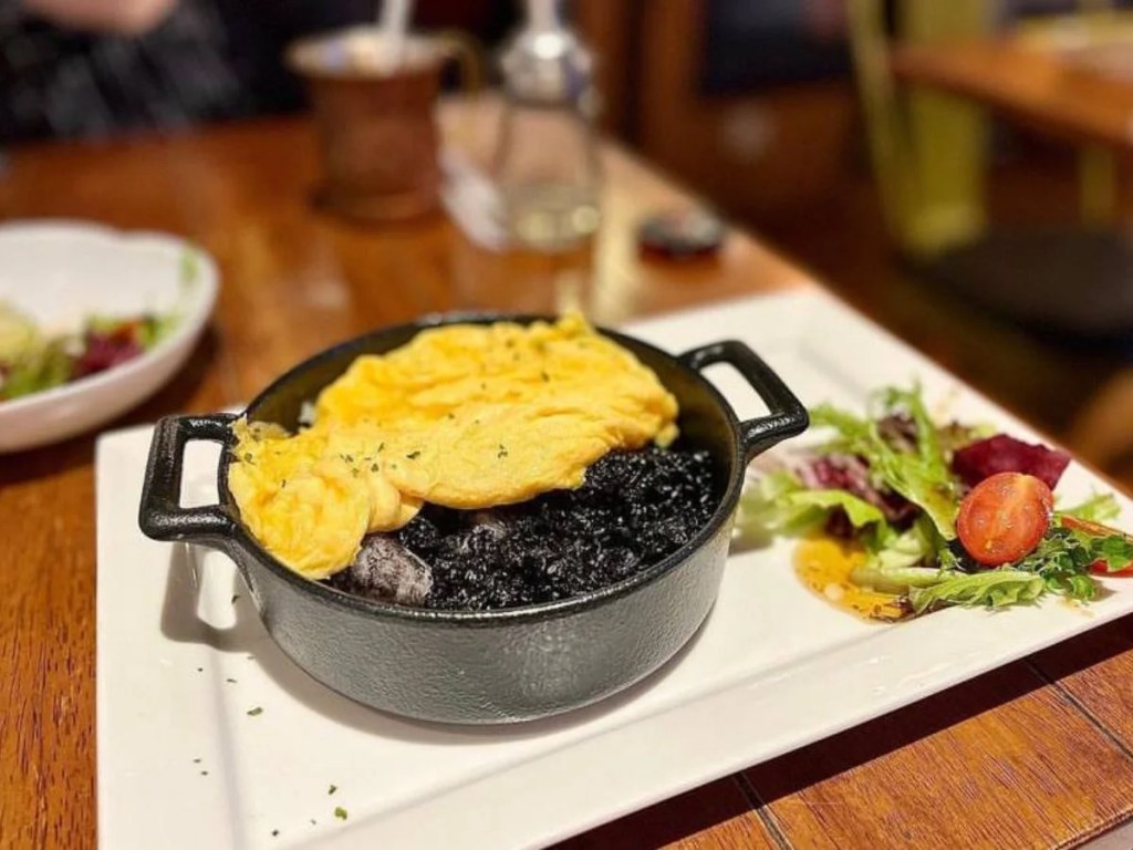 Best Food Places in Jurong East | Miam Miam