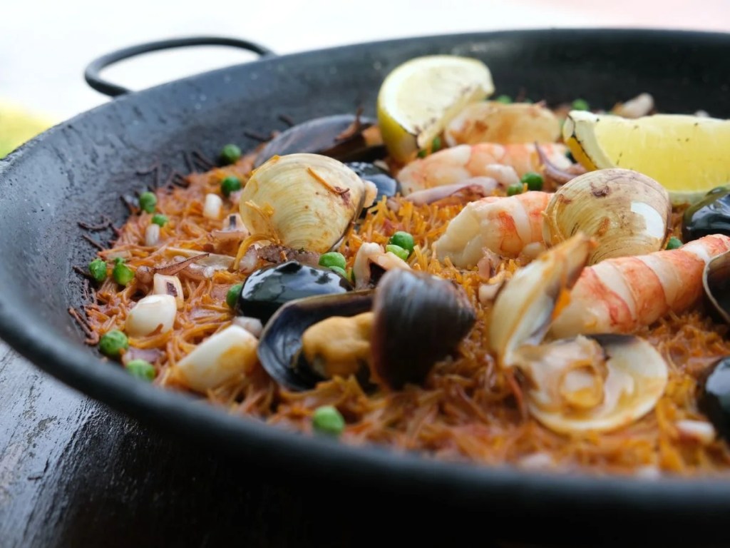 Best Food Places In VivoCity | Tapas Club