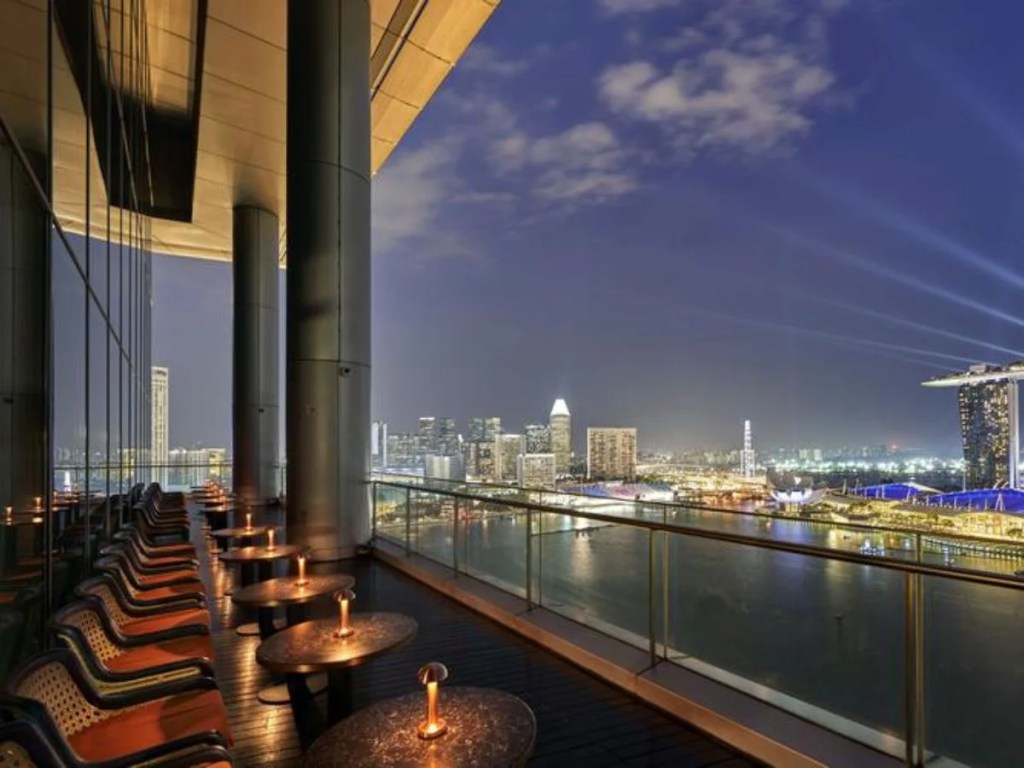 Best Rooftop Bars In Singapore | Vue