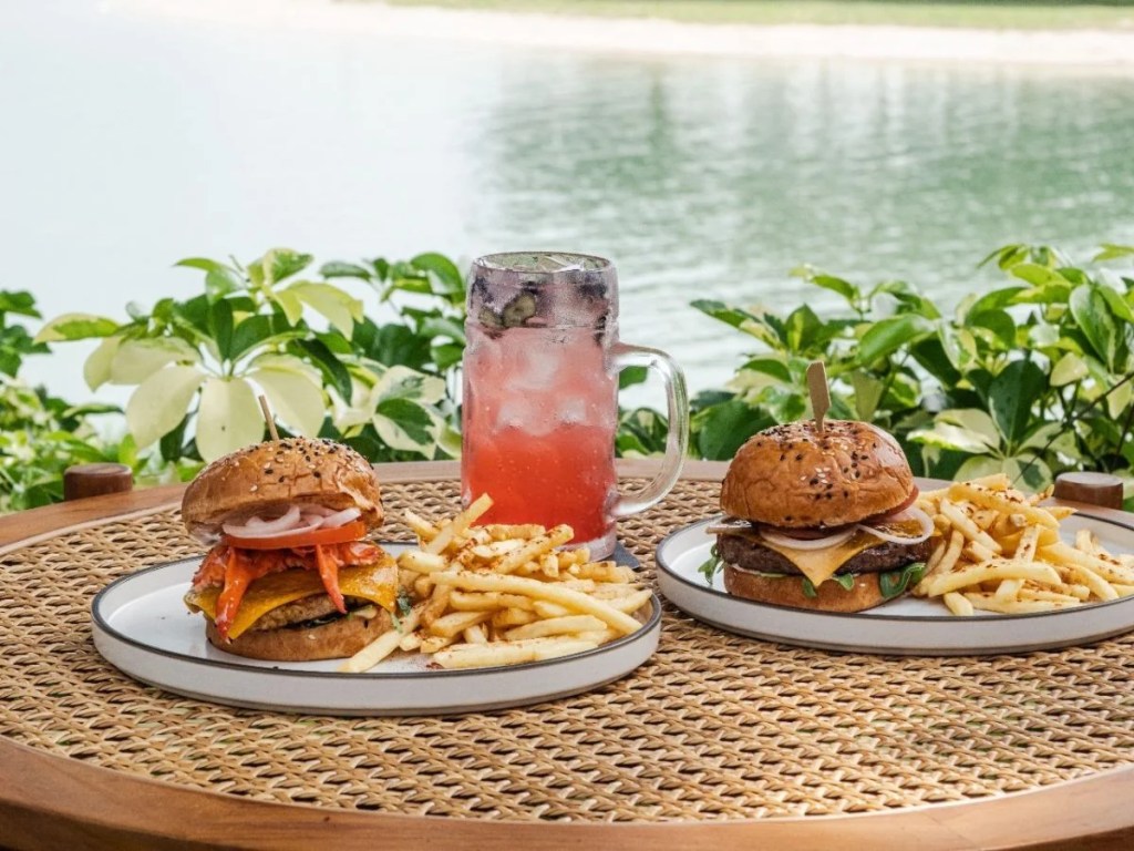 Best Waterfront Restaurants In Singapore | Canopy Changi Village Food