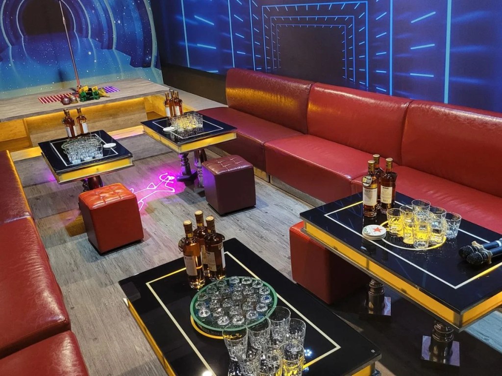 Things To Do In Paya Lebar | Sing My Song Family Karaoke