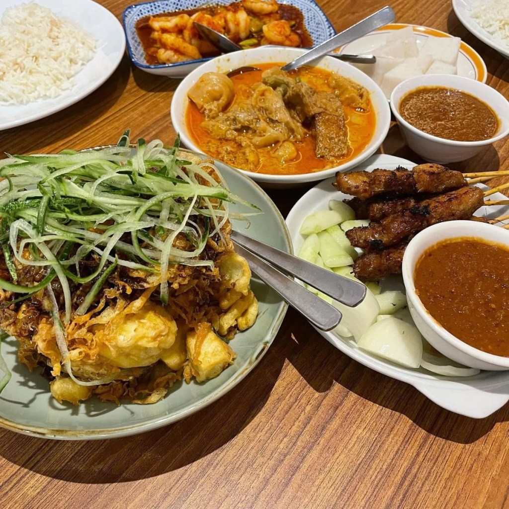 Best Food Places In Paragon | Tambuah Mas
