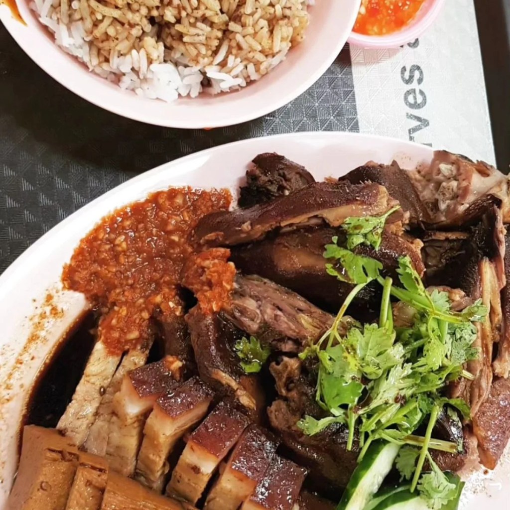 Best Food Stalls In Golden Mile Food Centre | Ah Xiao Teochew Braised Duck