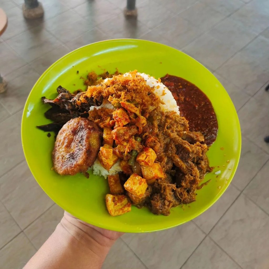 Best Food Stalls In Chinatown Complex Food Centre | Aziz Jaffar Muslim Food
