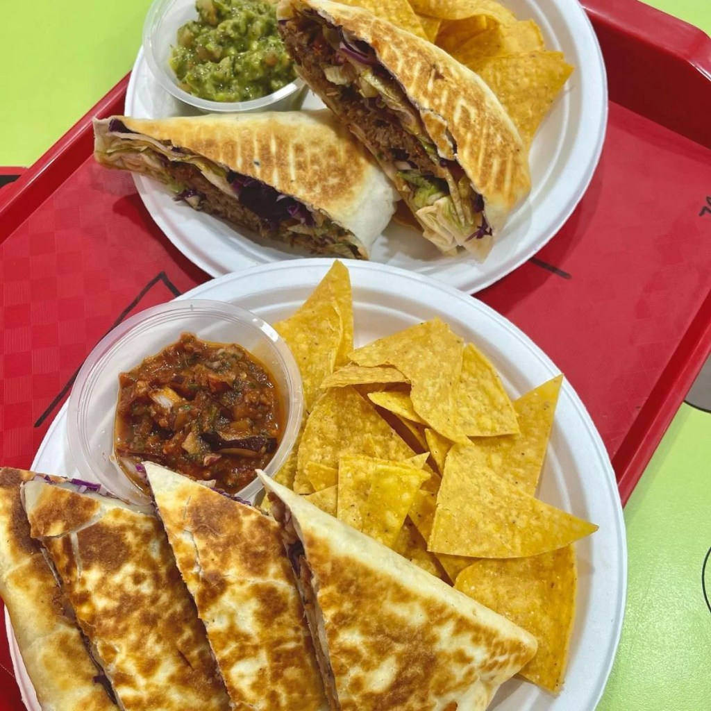 Best Food Stalls In Amoy Street Food Centre | James’ Quesadillas & Brunch