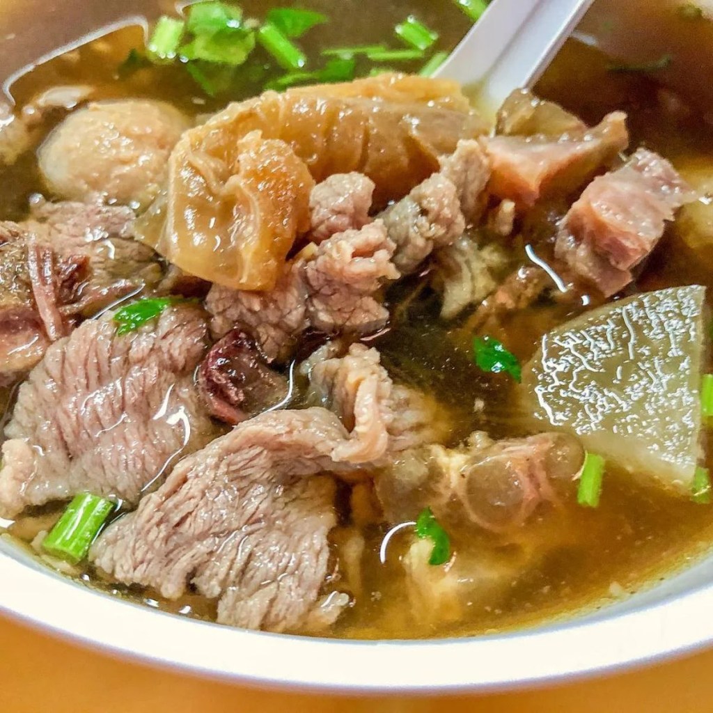 Best Food Stalls In Tiong Bahru Food Centre | Joo Chiat Beef King