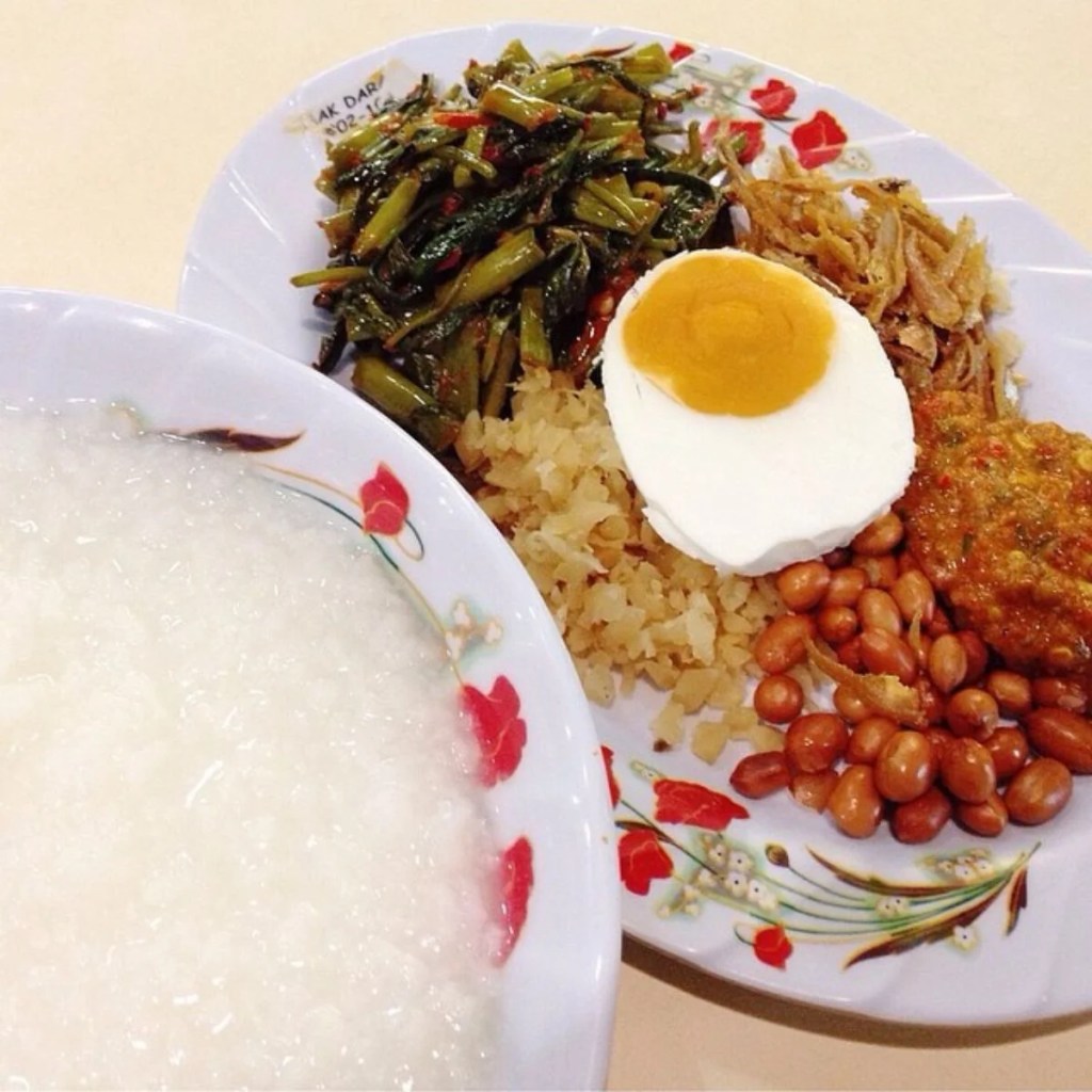 Best Food Stalls In Geylang Serai Market & Food Centre | Sajian Mak Dara