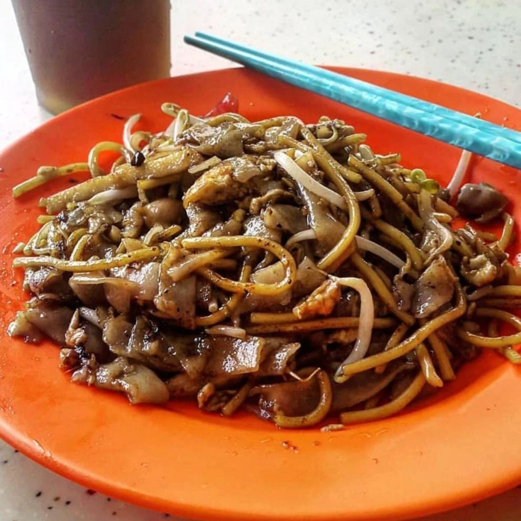 Best Food Stalls In Tiong Bahru Food Centre | Tiong Bahru Fried Kway Teow