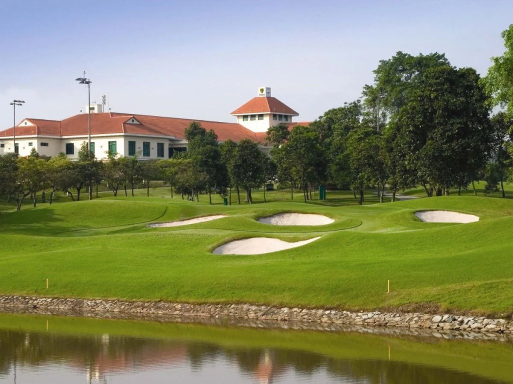 Best Golf Courses In Singapore | Warren Golf & Country Club