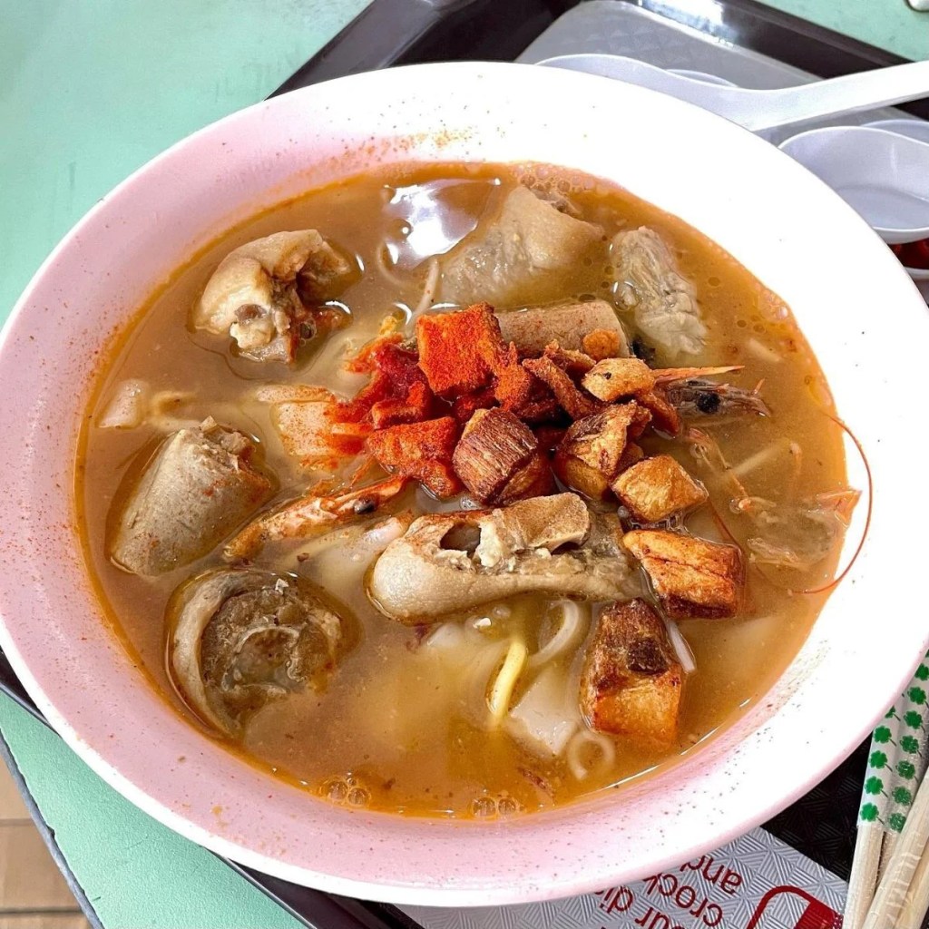 Best Food Stalls In Old Airport Road Food Centre | Whitley Rd Big Prawn Noodle