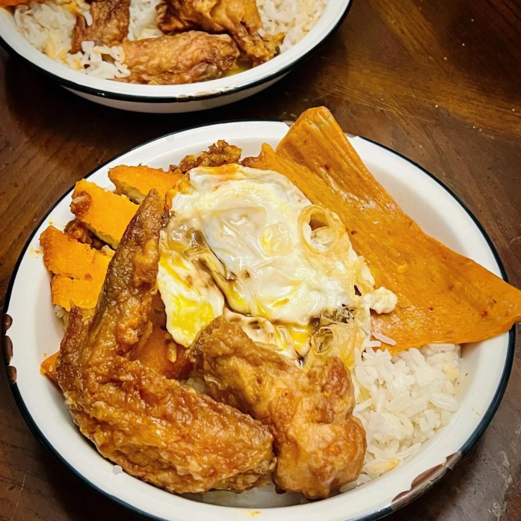 Best Food Places In Orchard Plaza | La Pona Snack Bar