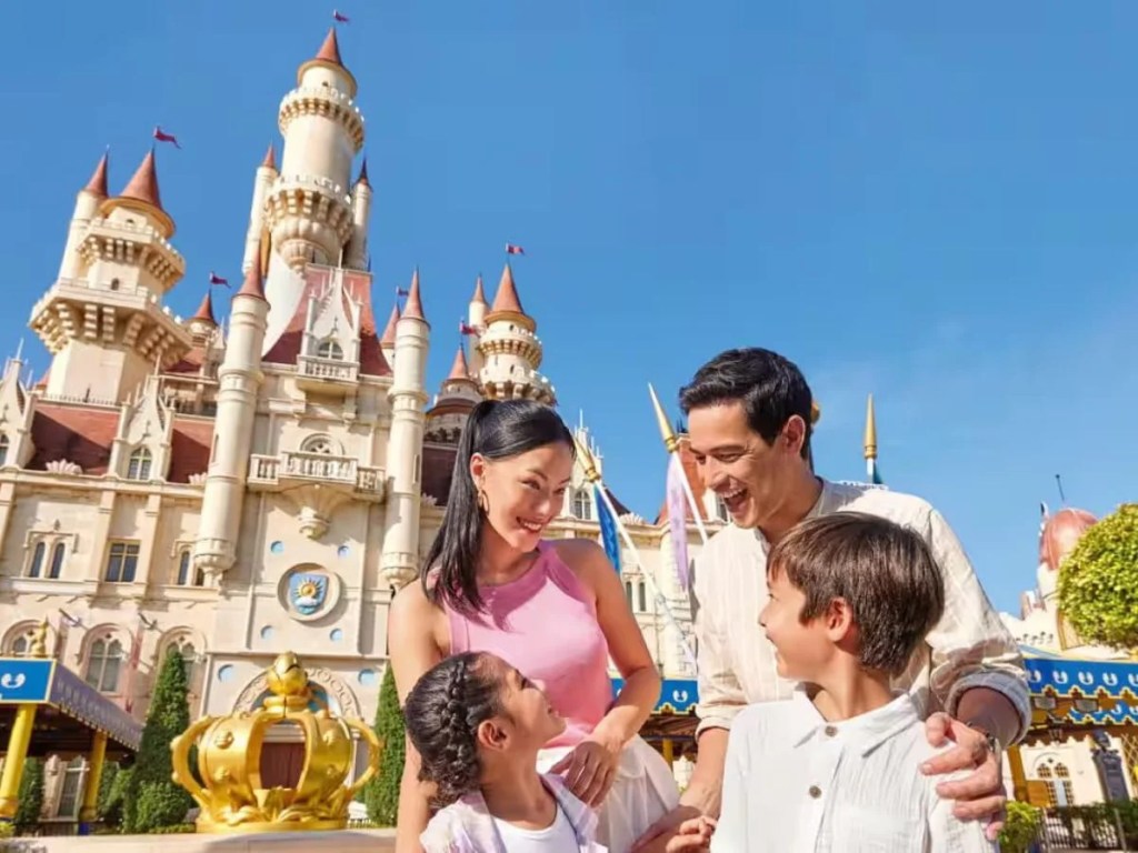 Ultimate Guide to Universal Studios Singapore | Far Far Away