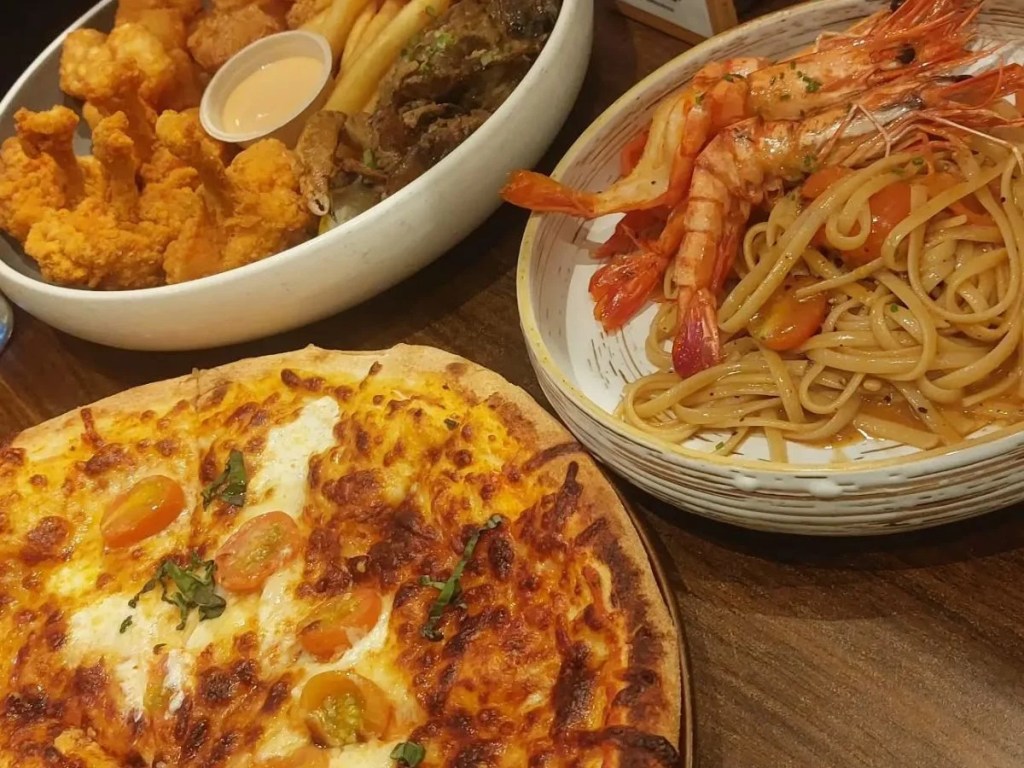 Best Food Places In Singapore Botanic Gardens | Bee’s Knees