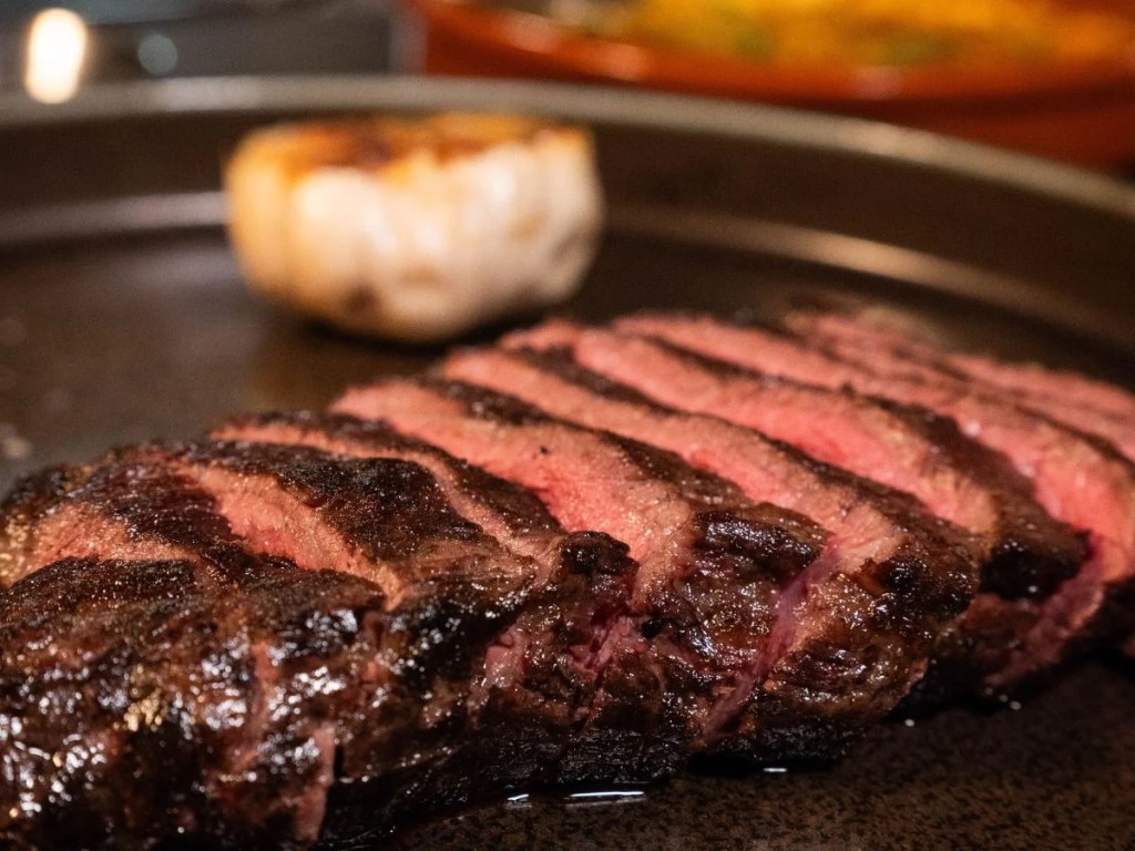 Best Food Places In Singapore Botanic Gardens | Fat Belly Steakhouse