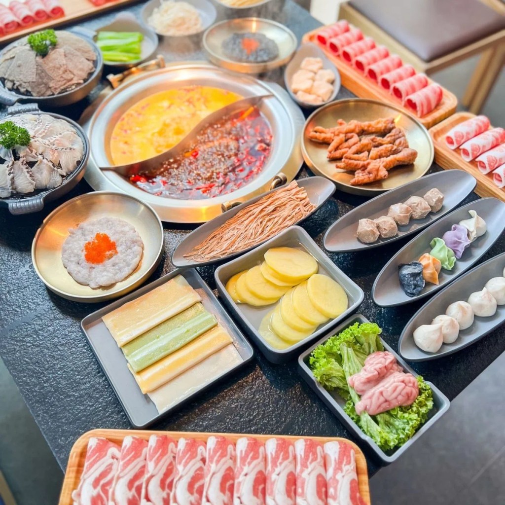 Best Food Places In One Holland Village | HIP POT