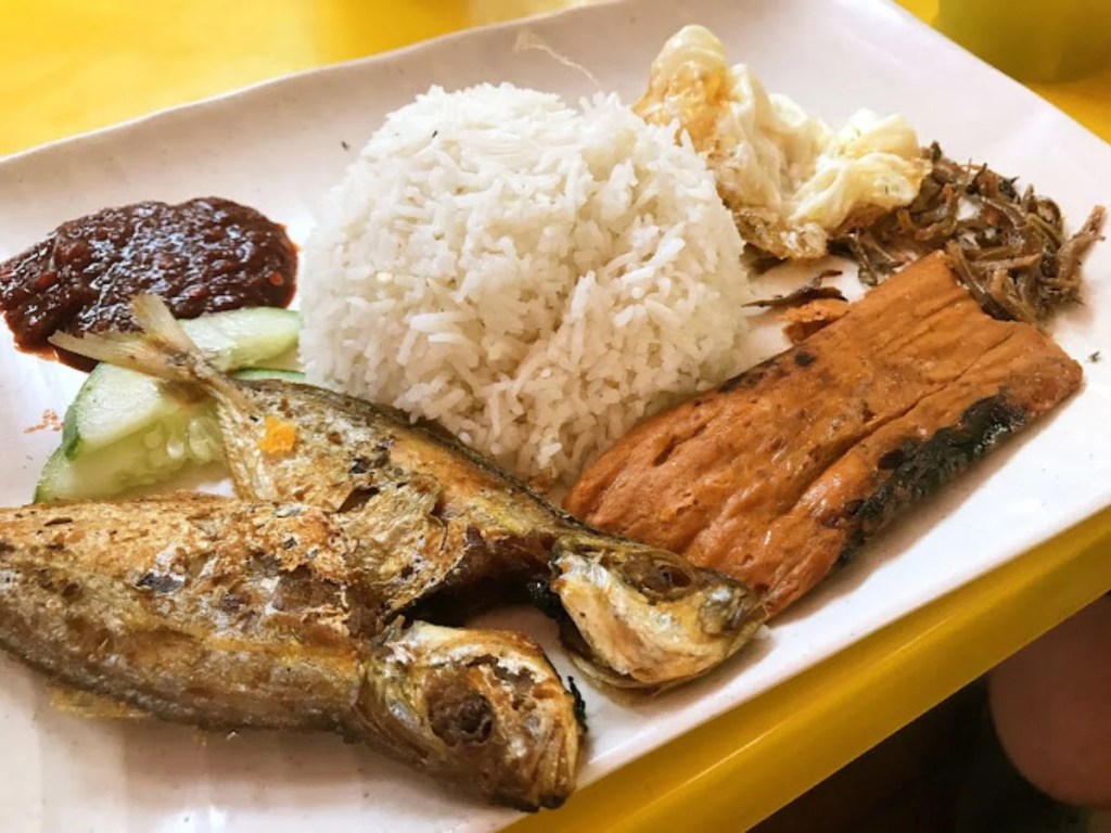 Best Food Places In Singapore Botanic Gardens | Selera Rasa Nasi Lemak